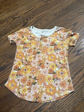 Girls' Short Sleeve Floral Tee in Orange and Yellow